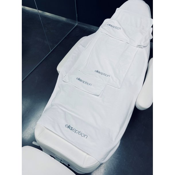 H�ndkl�des�t med Ekseption logo